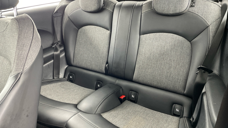 MINI Hatchback 135kW Cooper S Level 2 33kWh 3dr Auto Electric Hatchback